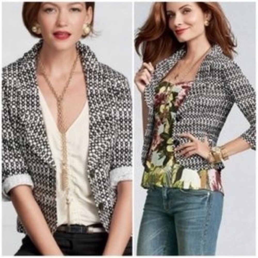 🔴4/$25 CAbi Black White Geometric Button Blazer